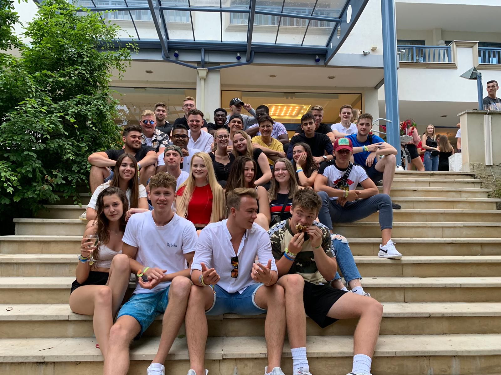 Abi-SPLASH Gruppenbild Hotel