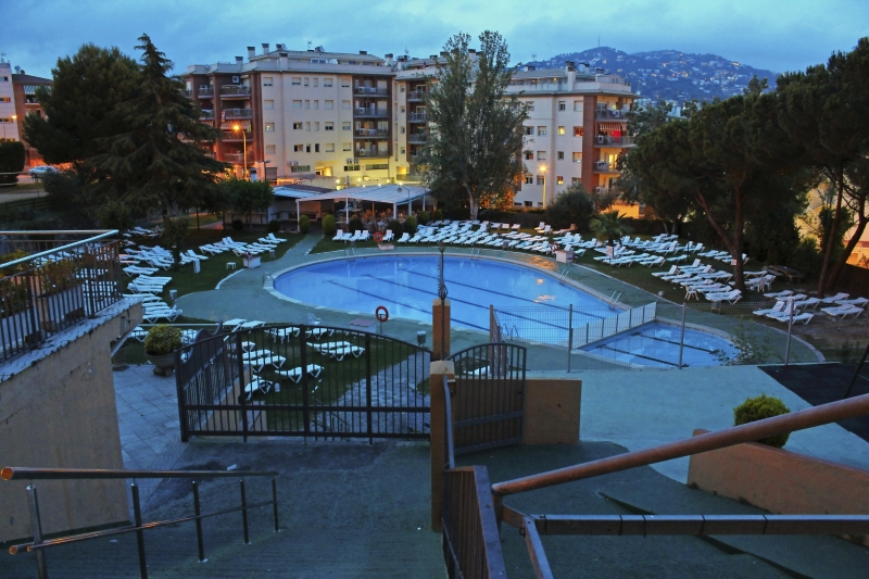 Hotel Samba Lloret Außenanlage des Hotels mit Pool