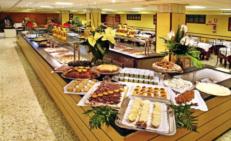 Hotel Guitart Central Park Lloret de mar Buffet im Restaurant