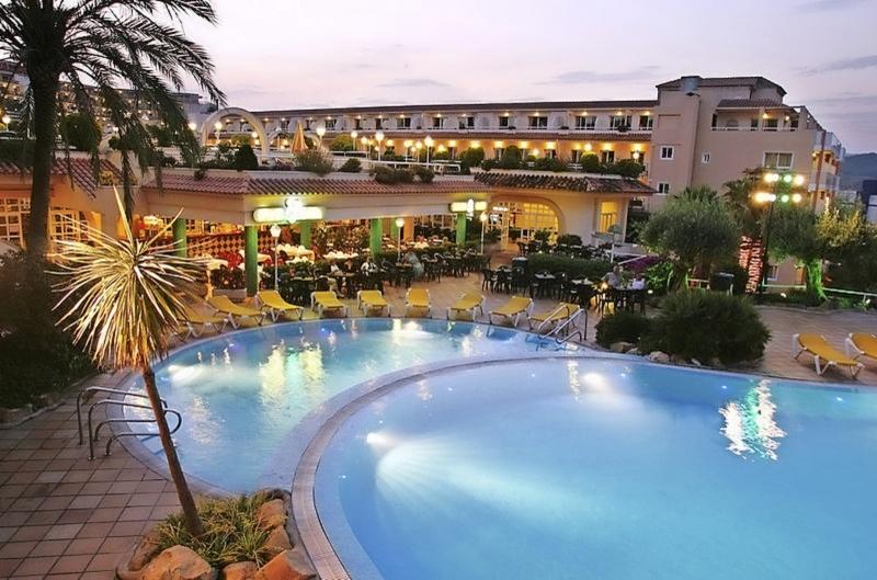 Hotel Guitart Central Park Lloret de mar Swimmingpool Wellness