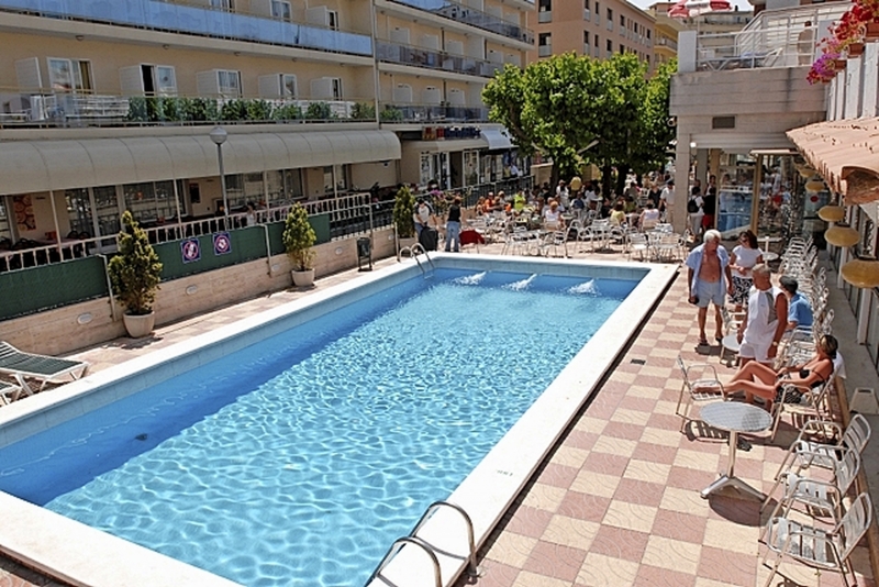 Hotel Maria del mar Lloret de mar Swimmingpool