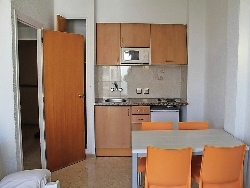 Apartments Bolero Park Lloret de mar Küche Ausstattung