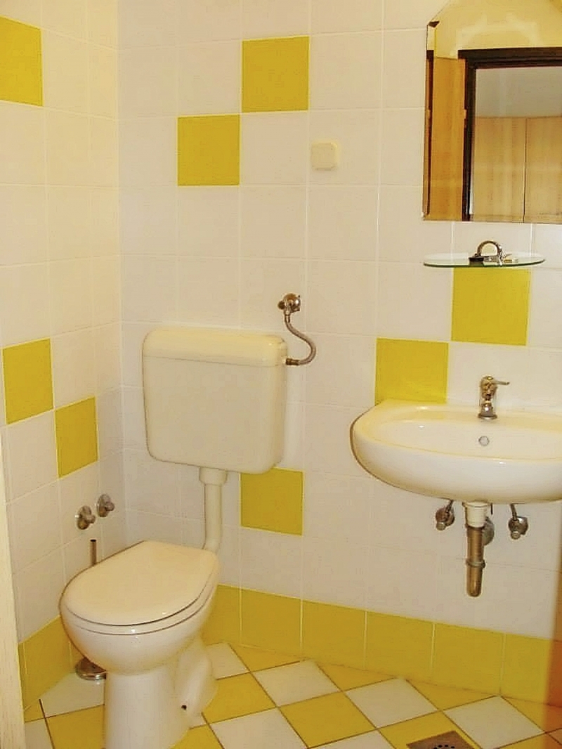 Moon Rocks Hostel Novalja Vollbad DU WC