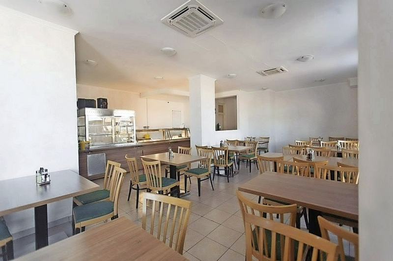 Moon Rocks Hostel Novalja Restaurant