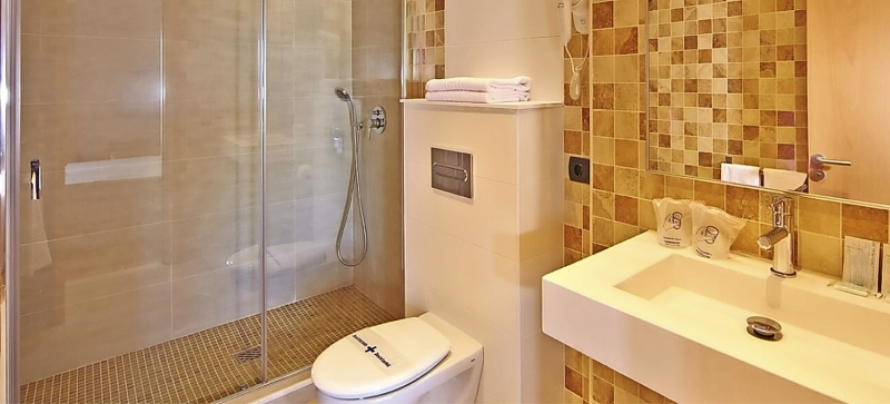 Hotel Palma Bay Club Resort Mallorca Bad Dusche WC