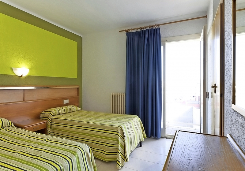 Hotel Don Juan Center Lloret de mar Zimmer Ausstattung
