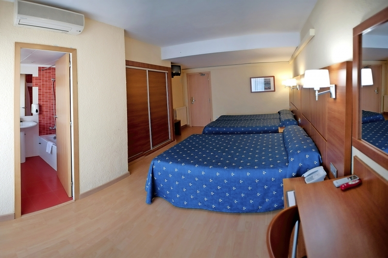 Hotel Maria del mar Lloret de mar Zimmer modern 