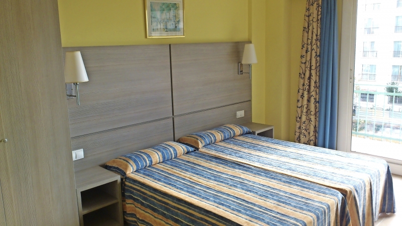 Hotel Terramar Calella Mehrbettzimmer