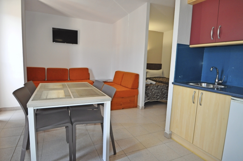 Aparthotel Safari Calella Küche Verpflegung