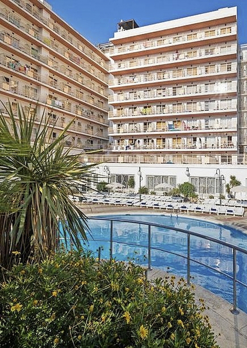Hotel H-TOP Olympic Calella Pool Bar 