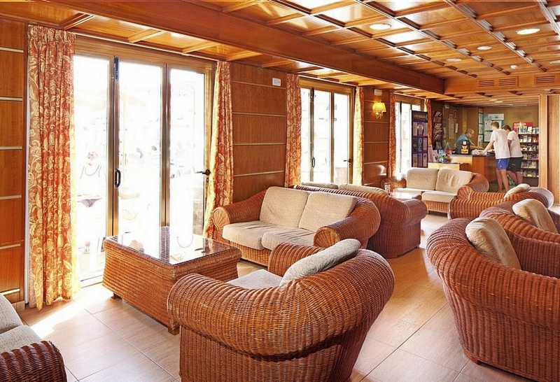 Hotel H-Top Calella Palace Lounge