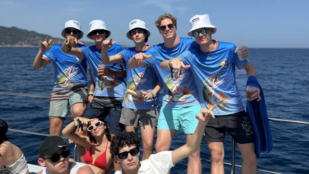 abireise-calella-katamaran1-calella