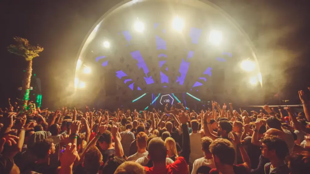 abireise-novalja-impressionen-festival