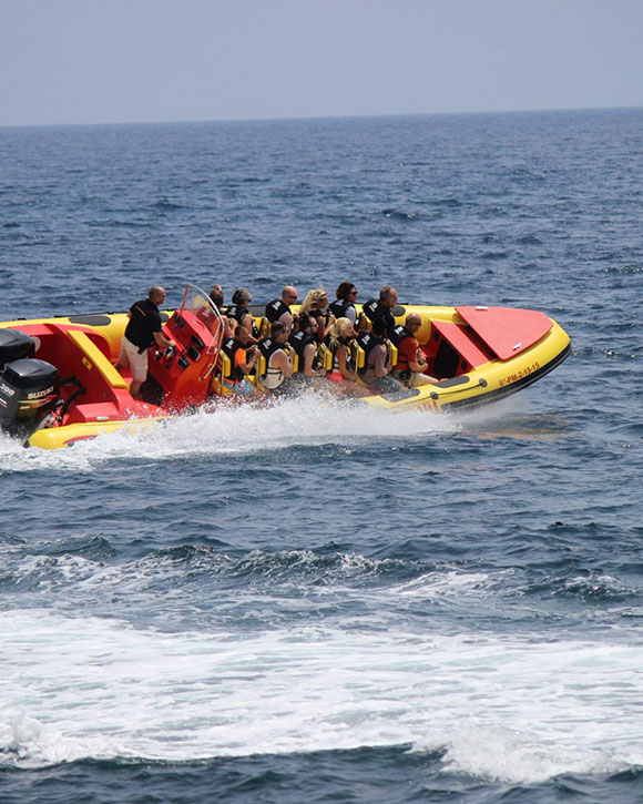 speedboot-mallorca-abi-splash